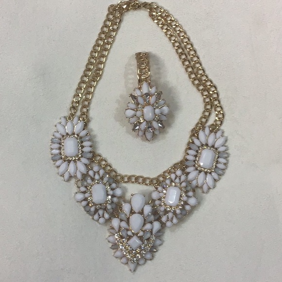 unbranded Jewelry - White And Gold Statement Necklace and Bracelet